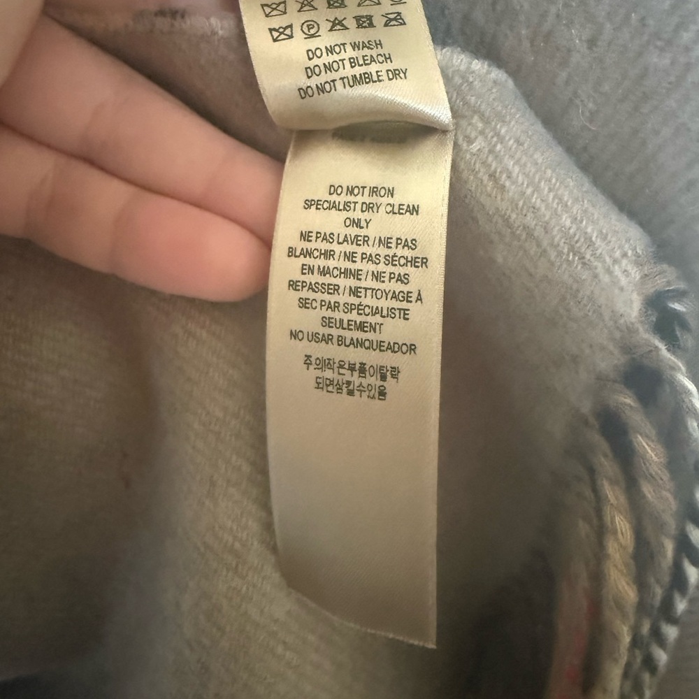 Burberry Tan and Black Checkered Scarf - Picture 11 of 12